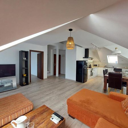 Utulny Apartman V Bratislava 4 Εξωτερικό φωτογραφία