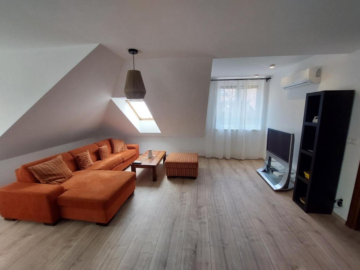 Utulny Apartman V Bratislava 4 Εξωτερικό φωτογραφία